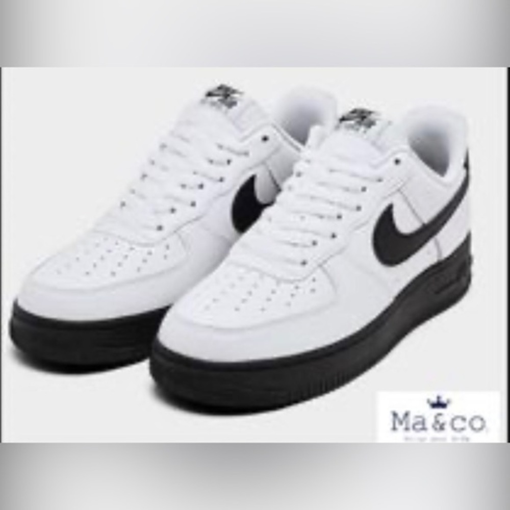 Nike air force one white black leather sneakers size 8